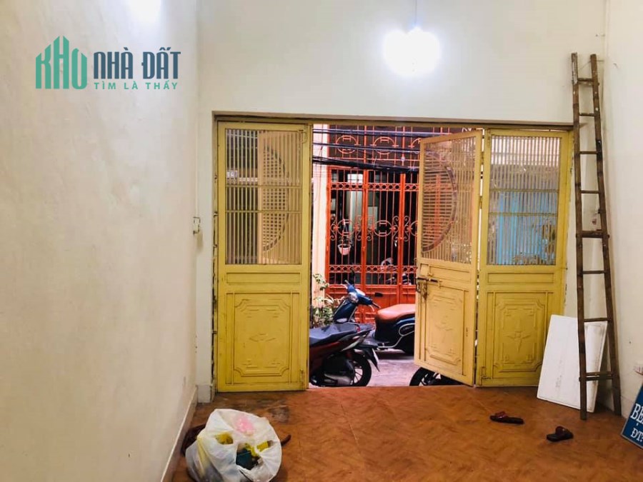 BÁN ĐẤT TẶNG NHÀ CHÙA QUỲNH, HAI BÀ TRƯNG, Ô TÔ ĐỖ, KINH DOANH, 60M, 5 TỶ 6. LH 0945262238