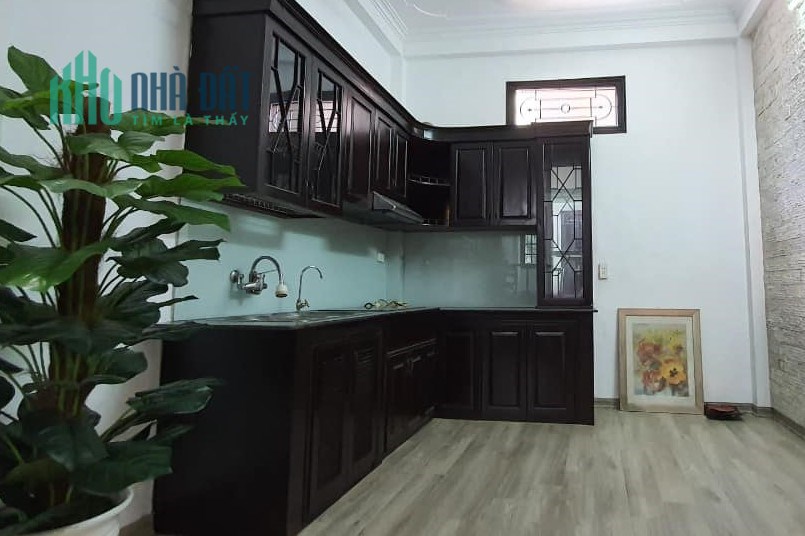 Bán nhà ngõ 219 Định Công Thượng, Hoàng Mai. DT 35m2*5T; MT 5m; giá 2,95tỷ