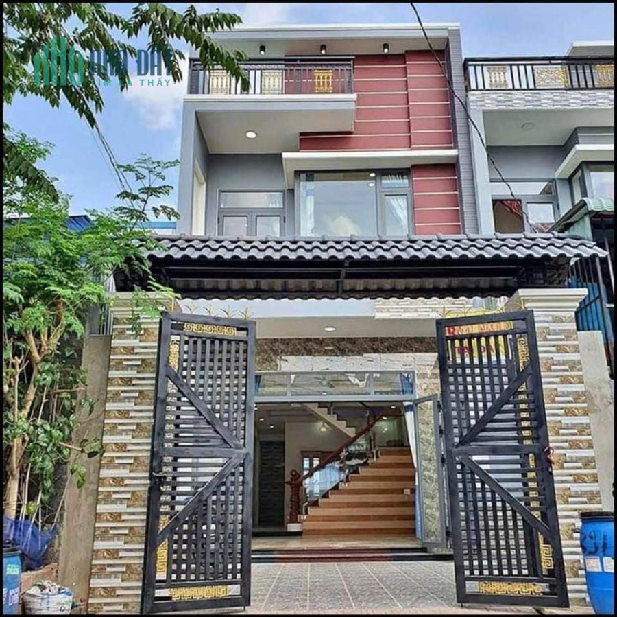 Bán nhà riêng sau chợ Bình Chánh, 100m2, SHR, hạ tầng hoàn chỉnh, xây dựng tự do (ảnh thật)