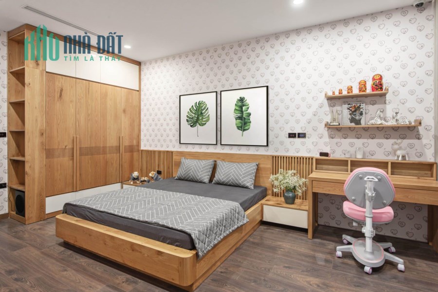 Nhà sau Mặt phố Hoa Lư giá 7.5 tỷ, 40m2, Oto đỗ sát cửa, KD được