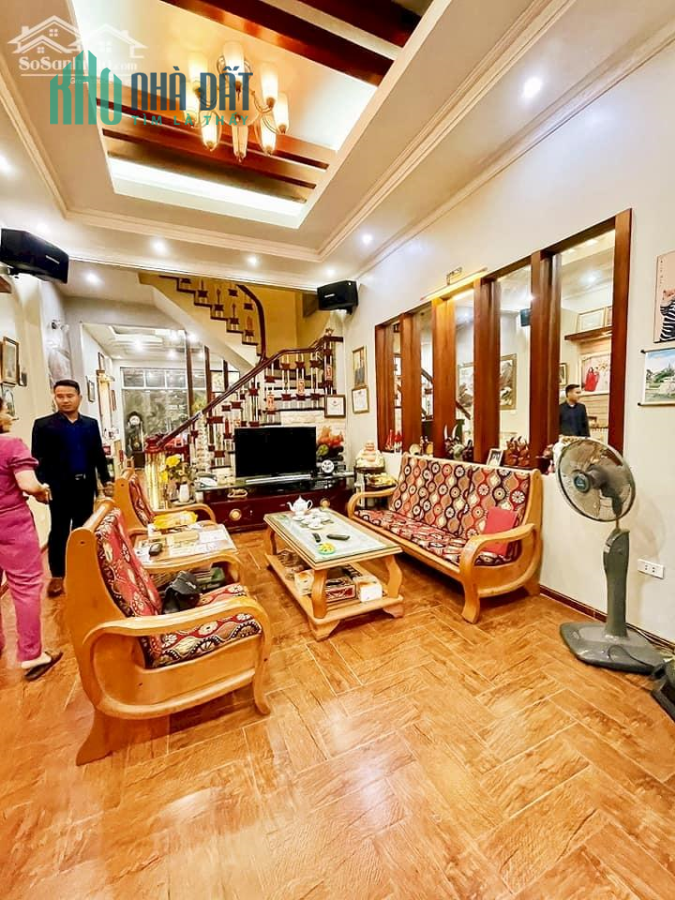 Bán nhà mặt ngõ Cầu Giấy - kinh doanh – nhỉnh 8 tỷ