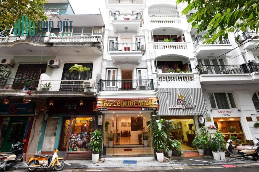 Cho thuê nhà Phố Ấu Triệu 70m2 x 5 tầng , MT5m, giá thuê 45 triệu/ tháng, có thang máy.