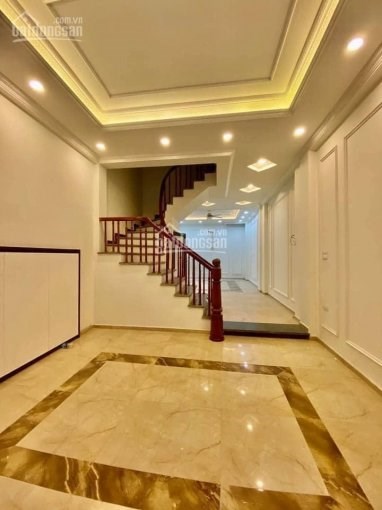 Hàng Hiếm Hoàng Văn Thái 35m2 ngõ dải nhựa ô tô đỗ cửa, giá chỉ 2.7 tỷ