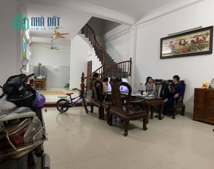 Nhà Phân Lô Vỉa Hè, Khu Đấu Giá Mậu Lương, 60m2, 5 MT, 6.9 tỷ