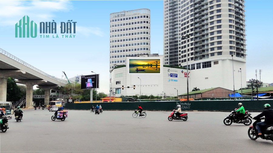 Bán tòa nhà 7 tầng mặt phố siêu đẹp Cầu Giấy 71m2 giá 23.8 tỷ