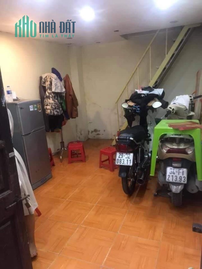 LÔ GÓC- TRUNG TÂM  BA ĐÌNH- 19M- 3 TẦNG-NHỈNH 1 TỶ.