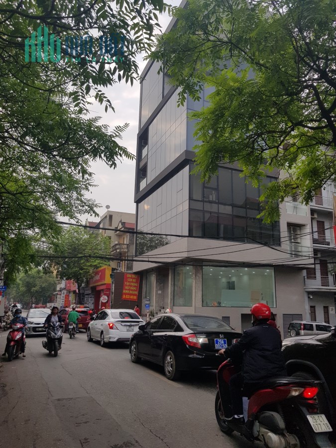 PHỐ NGUYỄN HOÀNG TÔN, KINH DOANH ĐỈNH, 120M, MT 4, 27 TỶ