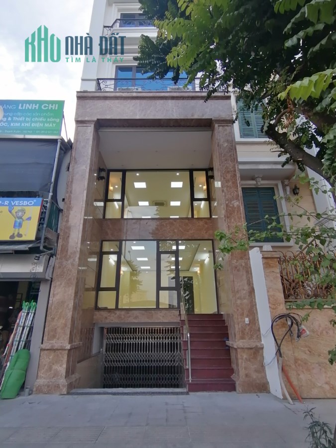 Bán tòa nhà mặt phố Nguyễn Ngọc Nại - Vương Thừa Vũ Dt 115m2* 9 tầng Mt 5m. Giá 39 tỷ