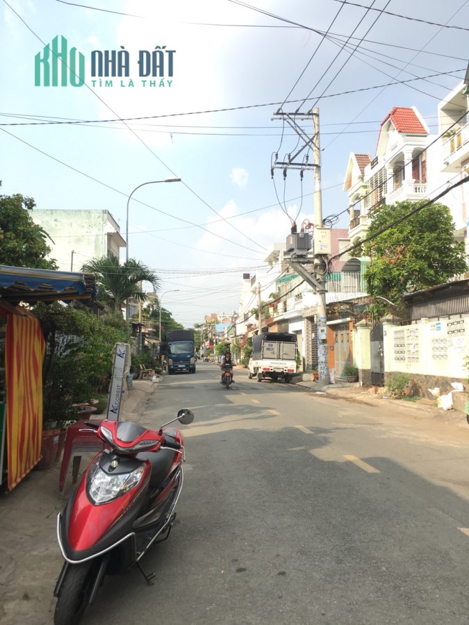 Cho thuê nhà mặt tiền Nguyễn Thị Thơi 5x28m có gác,giá 9.5 triệu