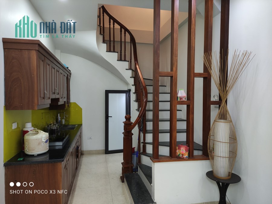 BÁN NHÀ MẶT NGÕ PHỐ HOÀNG MAI, NGÕ THÔNG, KINH DOANH, 35M, 5 TẦNG, 3 TỶ 3. LH 0945262238