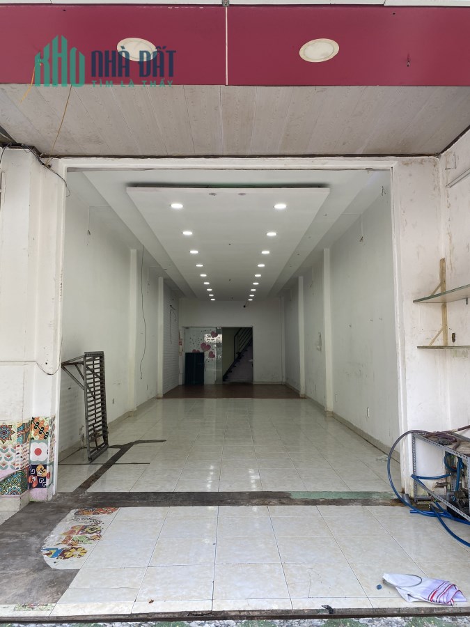 Bán nhà MT Phạm Huy Thông, P.17, Gò Vấp: 4 x 18, giá: 12,7 tỷ.