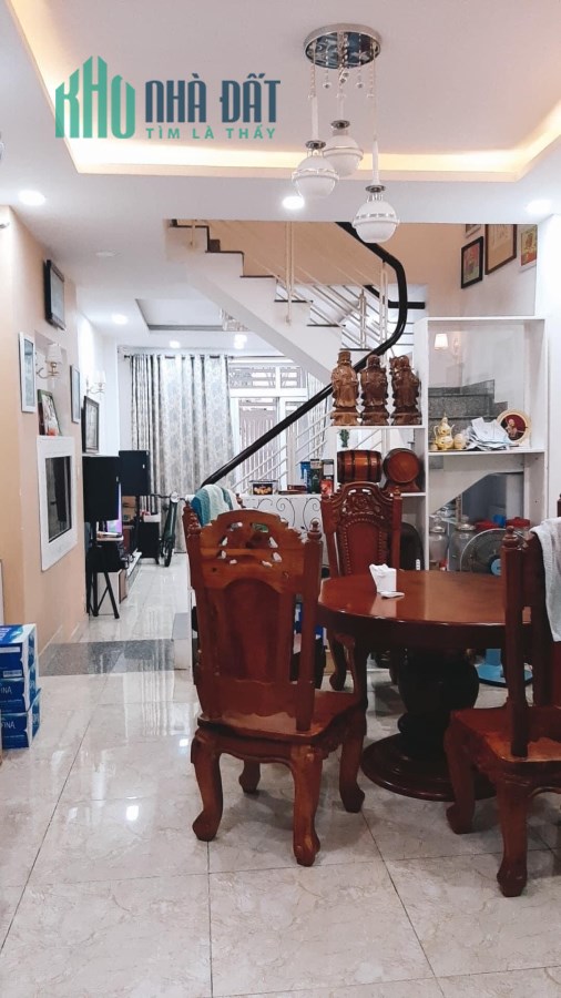 Nhà ở ngay 4x12m 3 Tầng BTCT, Nguyễn Văn Nghi, Gò Vấp chỉ 4.6 tỷ