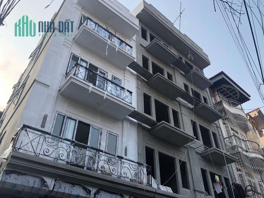 11Tỷ. Bán gấp nhà đẹp mặt đường Mai Động, Hoàng Mai kinh doanh sầm uất, 45m , thang máy.