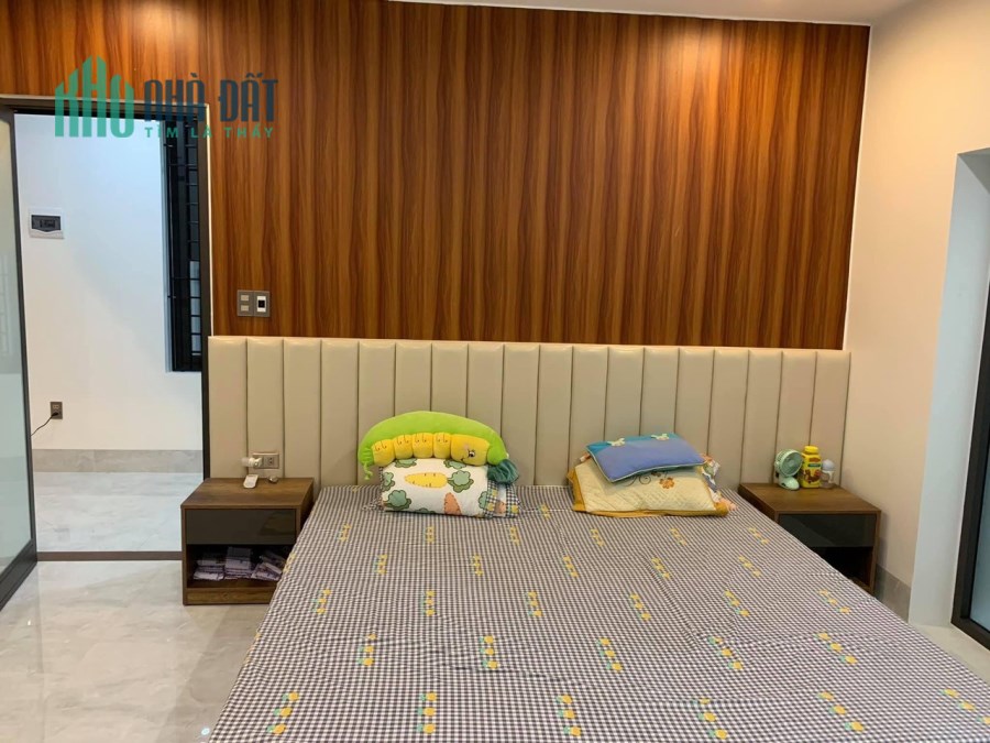 Logoc 2 mặt hxh Nguyễn Văn Trỗi Q3, 68m2, 5T, sang trọng. Chỉ 14.5 tỷ 0932828672