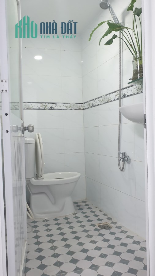 TÂN BÌNH - NHÀ MỚI VÀO Ở NGAY - 3 TẦNG BTCT - CÔNG NĂNG ĐỦ - NHỈNH 2 TỶ.