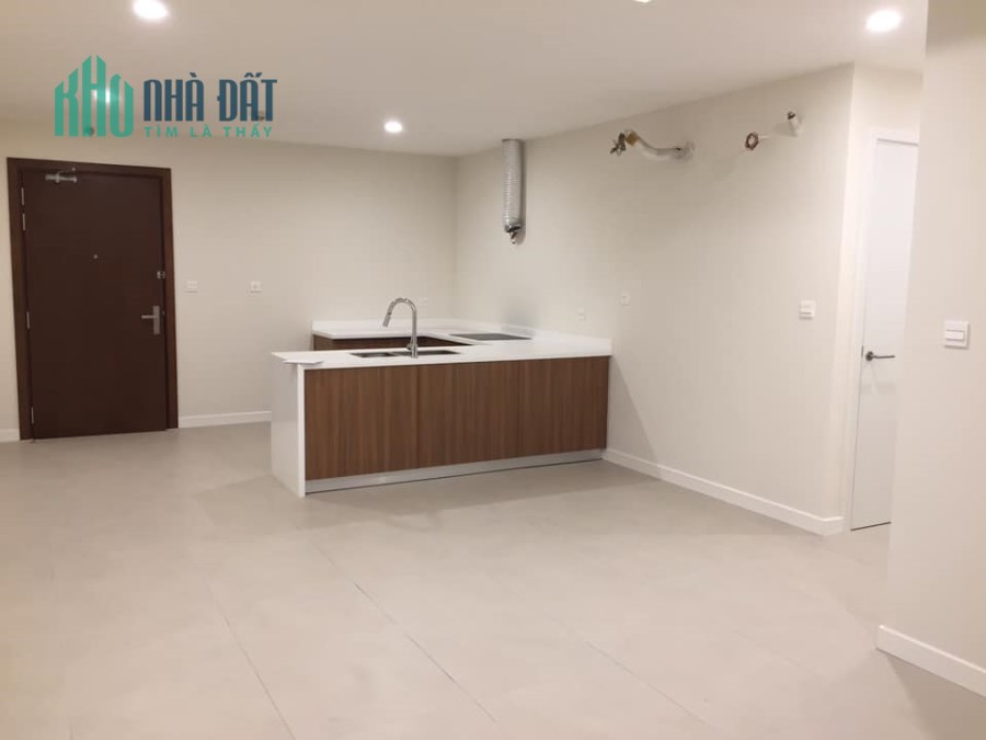 Tôi chuyển nhượng lại căn hộ 2N/ 84,4m2 Tòa Novo dự án Kosmo Tây Hồ, 3,4 tỷ sổ đỏ, bao phí