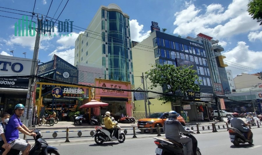 Cho thuê nhà mặt tiền Nguyễn Thị Thập, Tân Quy, Quận 7