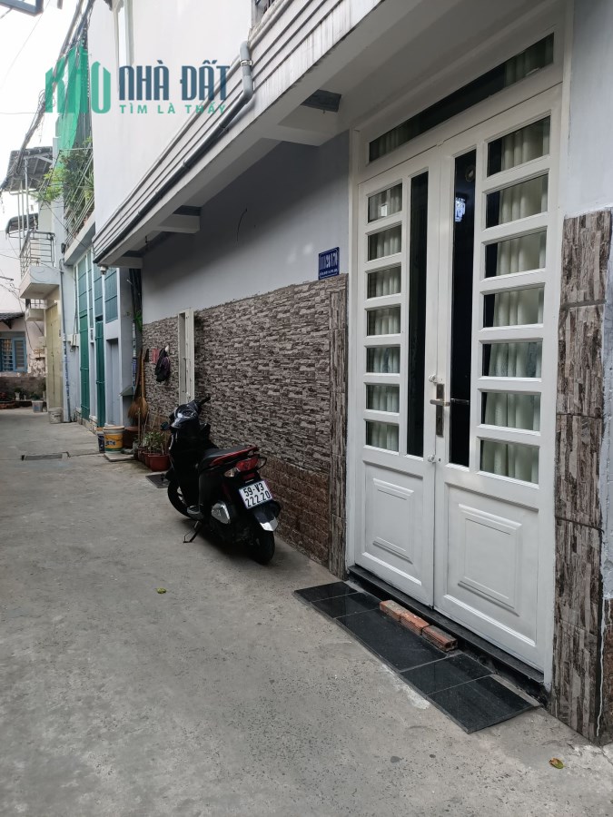 Bán nhà nhỏ HXH thông vào ở ngay Phạm văn Chiêu P14 Gò vấp.