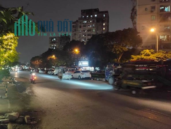 Bán biệt thự mặt phố  Hồ Tây 132m x 5T x MT6.5 giá 20 tỷ 0704084502