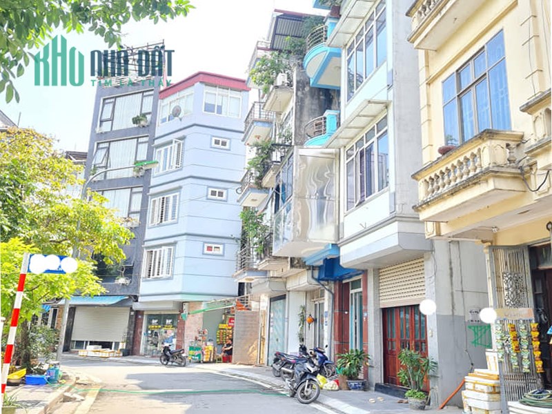 MẶT HỒ TÂY, LÔ GÓC, NỞ HẬU, LÔ GÓC, VỈA HÈ, 55M, 4 TẦNG, GIÁ 21.5 TỶ