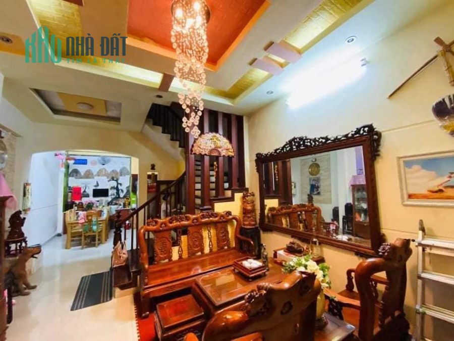 Bán nhà đẹp Chính Kinh 70m 5 tỷ