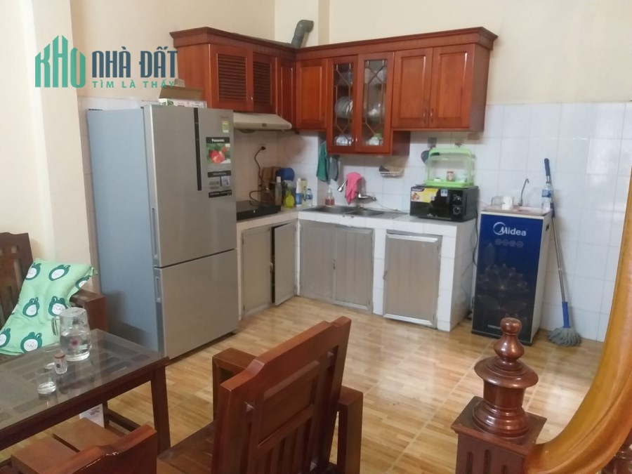 Cần bán gấp nhà phố cổ Hàng Bồ giá 6.9 tỷ, 40mx2 tầng, KD được