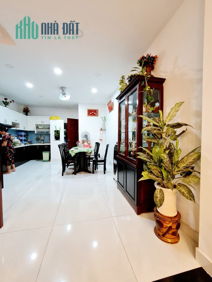 Bán nhà Lê Văn Sỹ, P12, Quận 3, 72m2, 4 tầng, chỉ 7 tỷ 150.