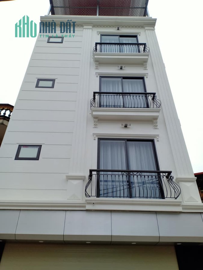 Long Biên có Phố Tư Đình Bán nhà mới cứng Lô góc kinh doanh, gara ô tô MT6,5mx5T 6,8 tỷ.