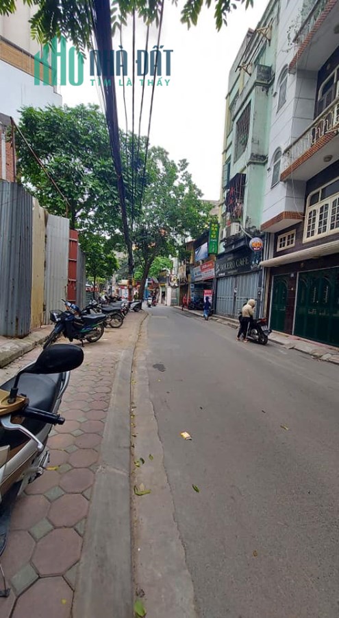 Siêu phố Cự Lộc 3 mặt thoáng, vỉa hè, dt 42m2 x 3T, giá 8.6 tỷ, thanh khoản cao.