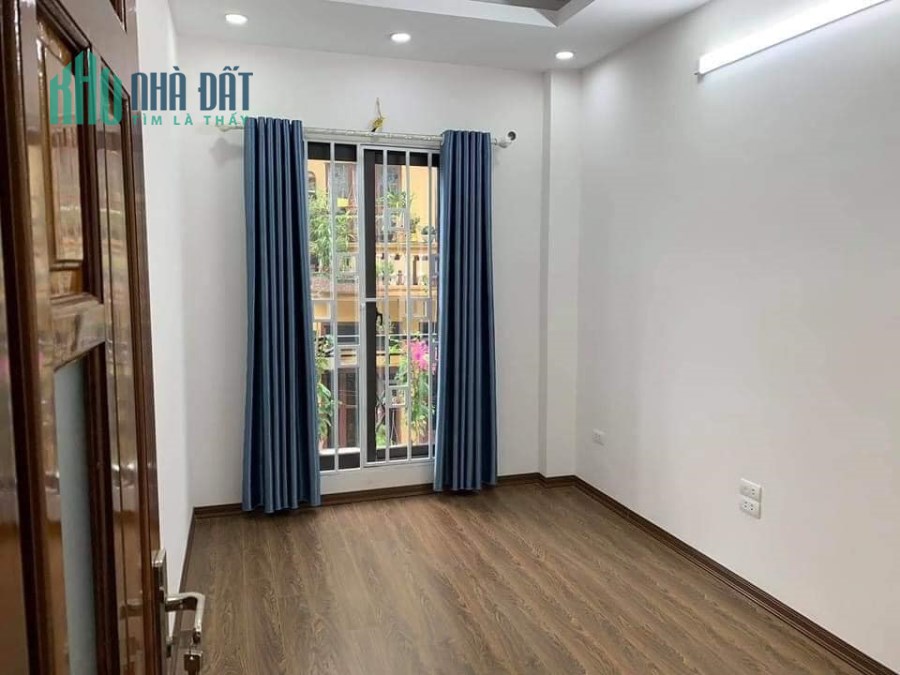 Mặt ngõ Vũ Tông Phan giá 9 tỷ, 70mx7 tầng, thang máy, Mới đẹp