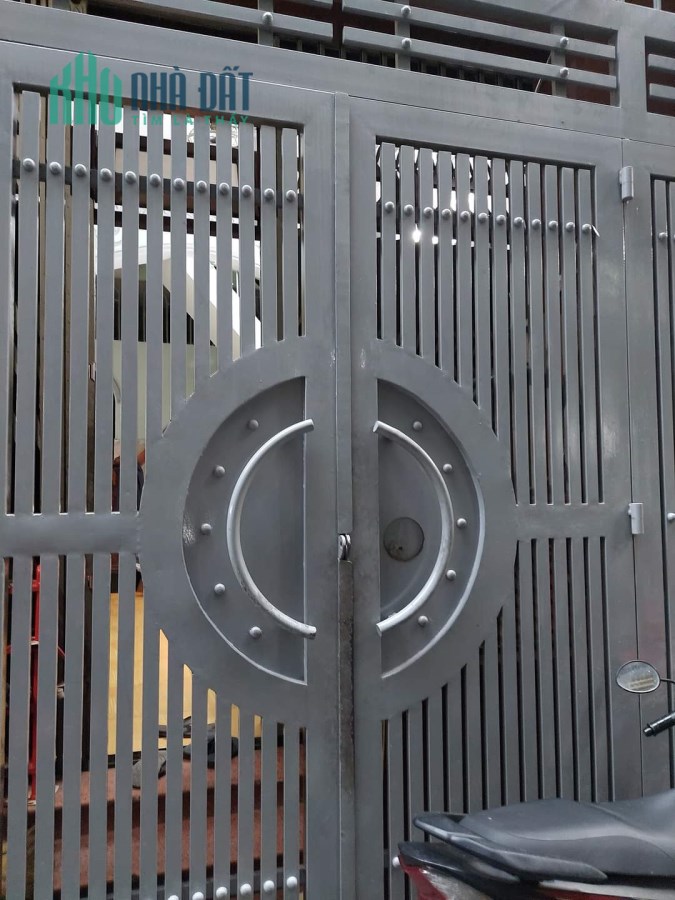 Bán nhà Tân Phước  quận 10- 40m2- 4 tầng  chỉ 7 tỷ 5, LH: 0933233236.