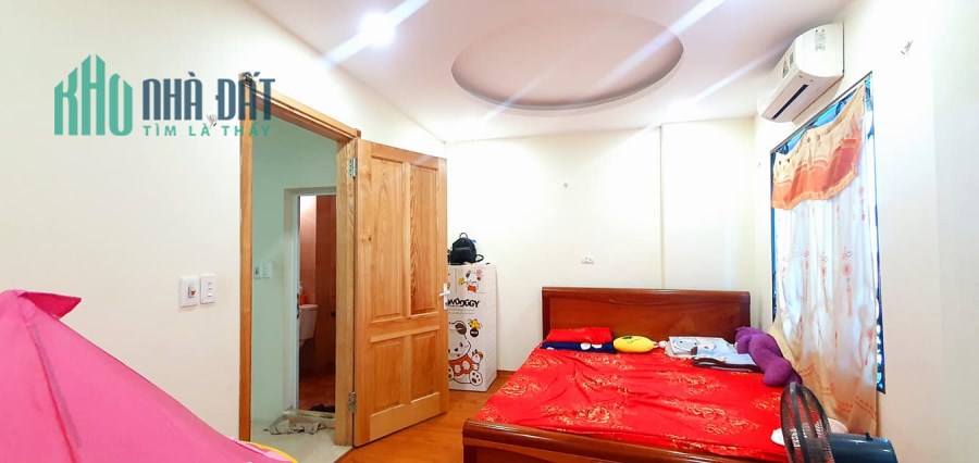 Bán gấp CH tập thể Kim Liên ( tầng 2) giá 1.55 tỷ, 62m2, ở luôn
