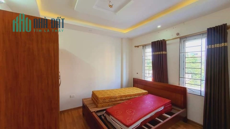 Cần bán nhà Khu phân lô Hồng Hà giá 8.6 tỷ, 45mx5 tầng, Oto đỗ