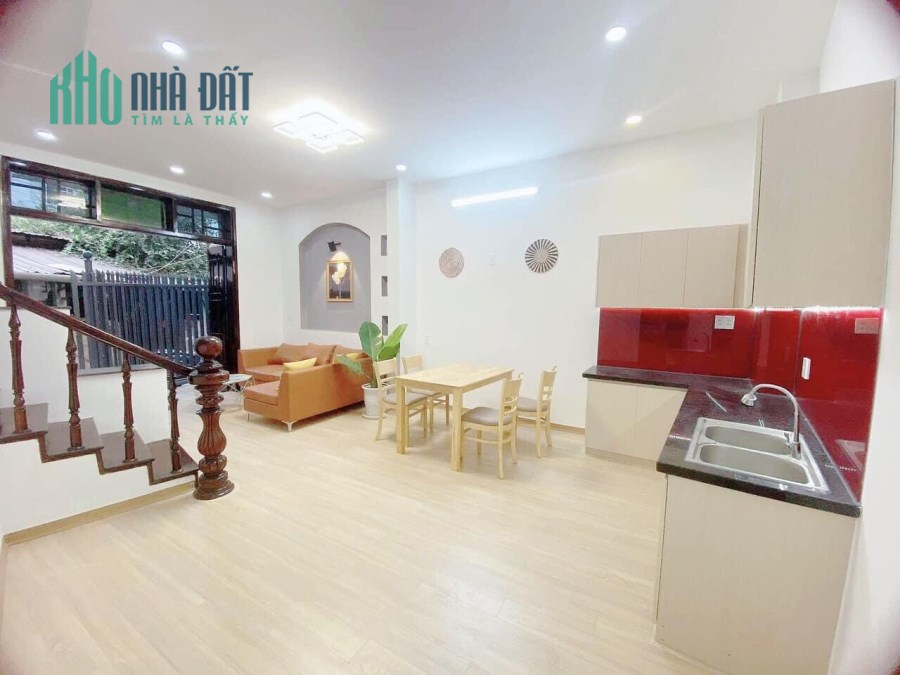 Bán Nhà 2 tầng kiệt Triệu Nữ Vương,Hải Châu,Đà Nẵng