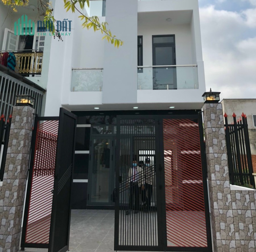 NHÀ 1 LẦU BÊN CẠNH CÔNG VIÊN KHU VỰC, SỔ HỒNG RIÊNG, GIÁ THƯƠNG LƯỢNG THÊM VỚI KHÁCH THIỆN CHÍ
