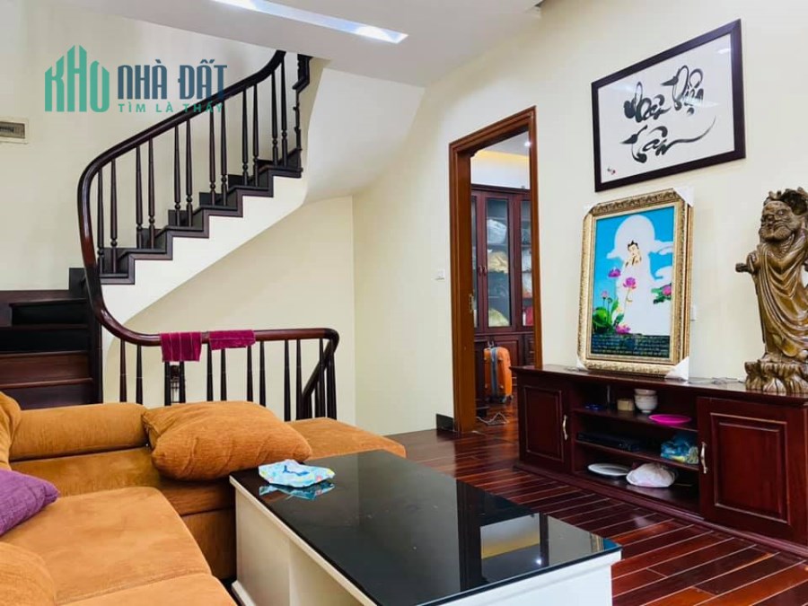 Bán liền kề Văn quán ô tô Kinh doanh VP ở luôn: hơn 9 tỷ