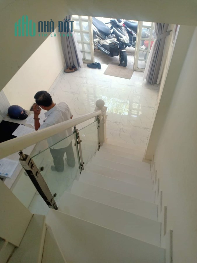 Kẹt tiền bán gấp nhà HXH, 2 tầng nam kỳ khởi nghĩa, Q3 chỉ 2.95 tỷ, TL 93696