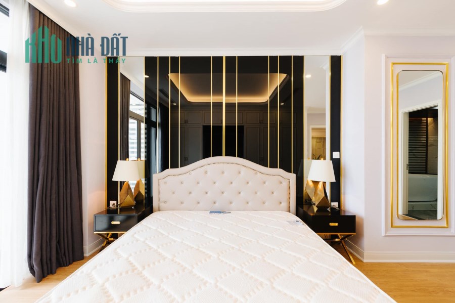 Bán gấp nhà Mặt phố Vĩnh Hưng giá 14 tỷ, 130m2, Kinh doanh lớn