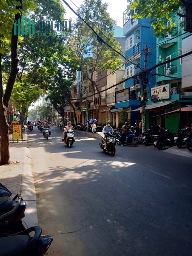 Quận 10: mặt tiền Bà Hạt, ngộp mùa Covid- 6 tầng, 45m2- 13 tỷ 9, LH: 0933233236.
