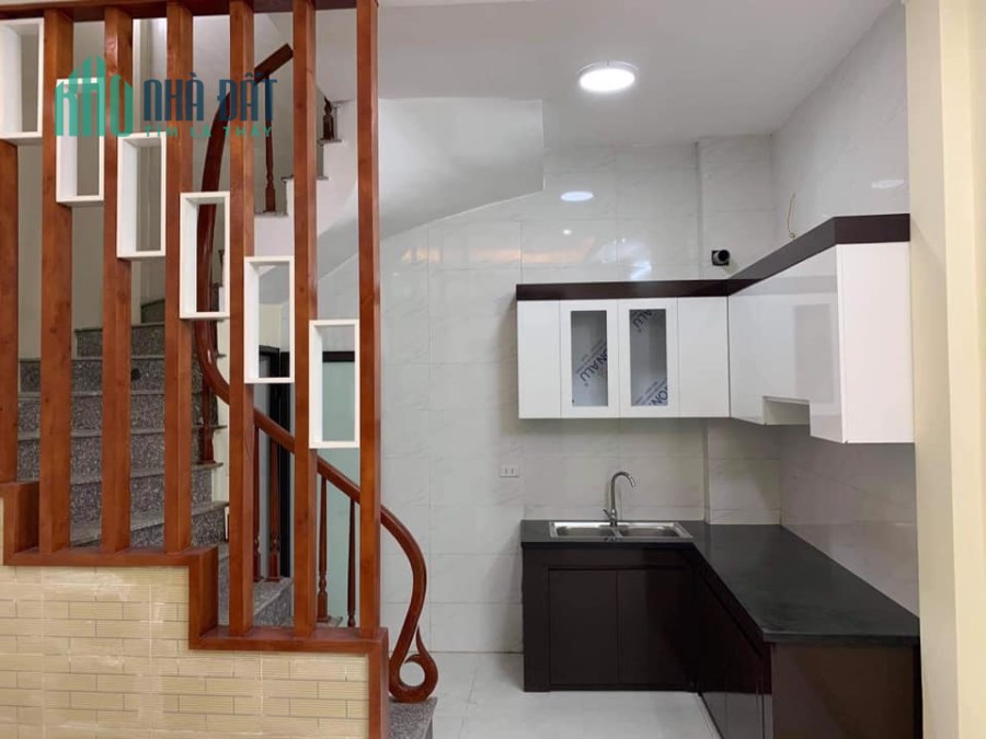Bán nhà chính chủ đường Hoàng Mai 35m giá 3 tỷ 2