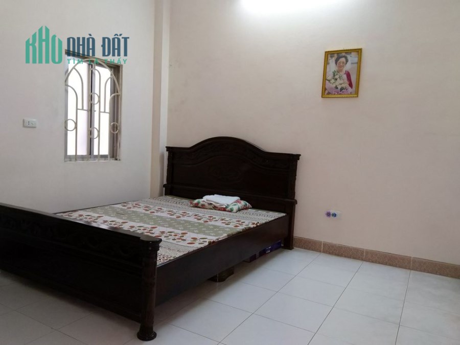 Bán gấp nhà ngõ 282 Cổ Nhuế giá 3.22 tỷ, 46m2, Oto đỗ cạnh nhà