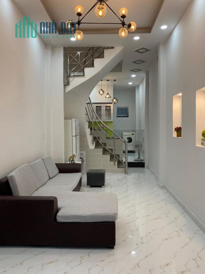 Nhà gần Đảo Trường Sa-Hoàng Sa Q.Tân Bình đẹp ở ngay 6.7 tỷ
