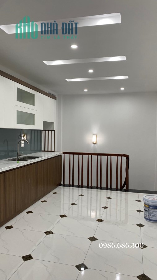 Bán gấp nhà Đầu ngõ An Xá giá 2.1 tỷ, 20mx4 tầng, Oto đỗ, SĐCC