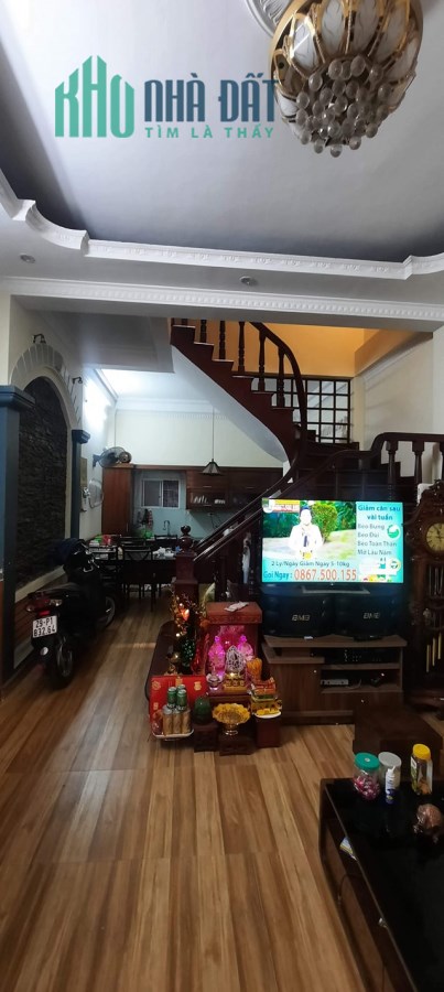 BÁN NHÀ ĐẸP PHỐ QUAN HOA, CẦU GIẤY, DIỆN TÍCH 45M2, 4 TẦNG, GIÁ 5.75 TỶ