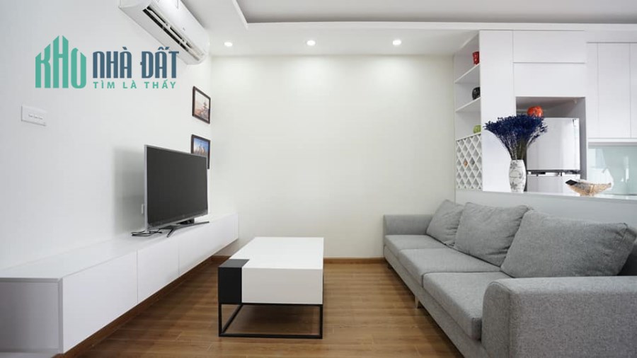 Bán gấp CHCC Phố Đông Tác giá 880 triệu, 30m2, đẹp, ở luôn