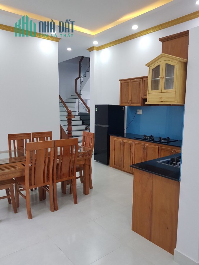 CẦN BÁN GẤP NHÀ KHU 8 PHÚ HÒA - HẼM MỌI BÀ - THỦ DẦU MỘT - BÌNH DƯƠNG