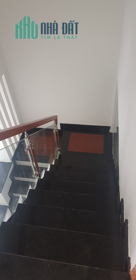 Bán nhà P9 gò vấp 1 lầu 2pn hẻm 4m đúc kiên cố chắc chắn DT 4x12m giá 4.8 tỷ
