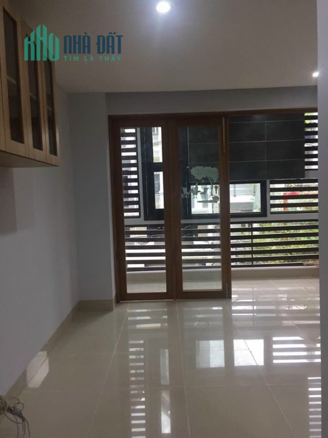 Bán nhà vị trí đẹp P9 gò vấp DT 4x12m giá 4.8 tỷ SHR chính chủ tặng hết nội thất