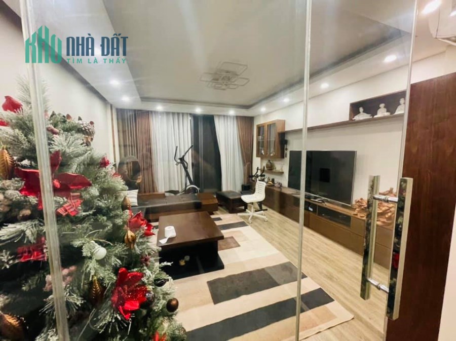 Bán gấp nhà phố Quang Trung-Hoàn Kiếm - 52m - 5 Tầng - 10m ra phố