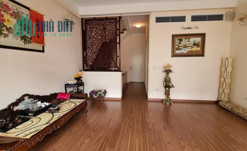 CC bán nhà mặt phố Giải Phóng sầm uất, MT rộng, nở hậu 120m2x5T chỉ 11.88 tỷ. LH 0989626116